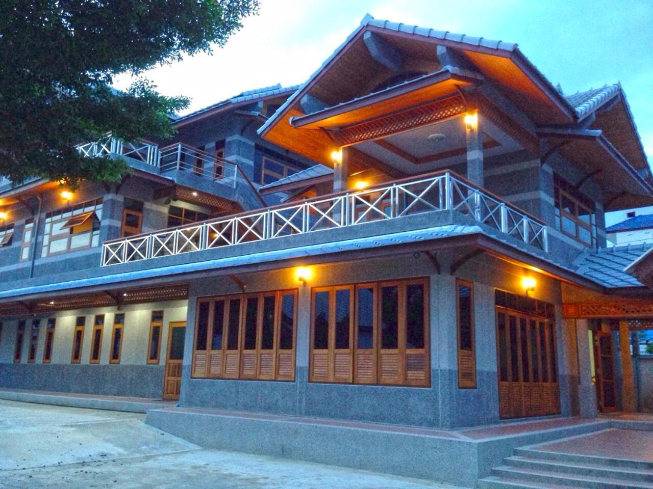 반 시리폰 리조트  Samut Songkhram 외부 사진
